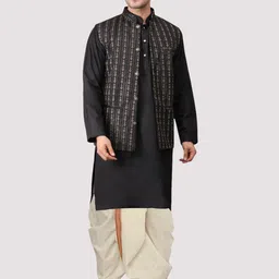 ADARNIYA Men Ethnic Motifs Embroidered Regular Kurta with Dhoti Pants image 4
