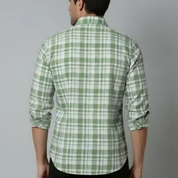 EIGHTEEN UP Men Classic Slim Fit Checked Casual Shirt image 4