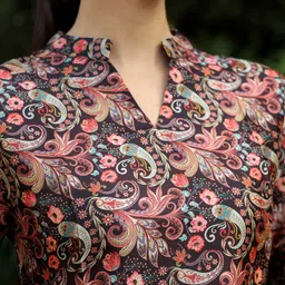 BEOM Printed Mandarin Collar Top With Trousers Co-Ords image 2