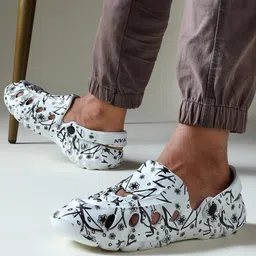 KAPYANSH Men Multi Flip Flops image 2