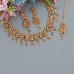 Women Click Stone-Studded Jewellery Set-picture-29