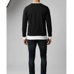 FASHIUM Men Colourblocked T-shirt image 2