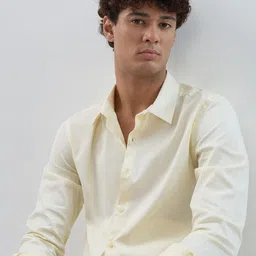 HERE&NOW Men Solid Spread Collar Cotton Casual Shirt-picture-35