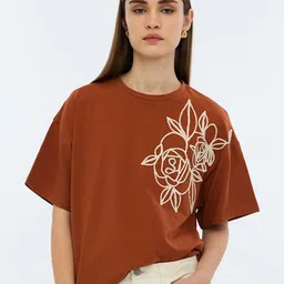 COVER STORY Women Floral Printed Round Neck Cotton Oversized T-shirt-picture-19