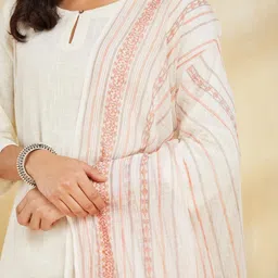 Fabindia Geometric Printed Cotton Silk Dupatta image 4