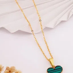 SZN Set Of 2 Gold-Plated Enamelled Floral Shaped Pendants With Chains image 2