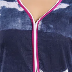 CINCO Women Floral Printed Maxi Nightdress image 3