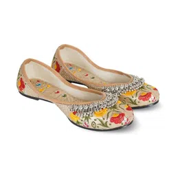 SZN Women Mojaris Flats image 5