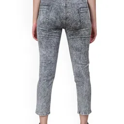 NEUNK Women Comfort Mid-Rise Heavy Fade Stretchable Jeans image 4