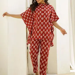 Clt.s Women Floral Printed Kaftan Pure Cotton Kurti with Trousers-image-3