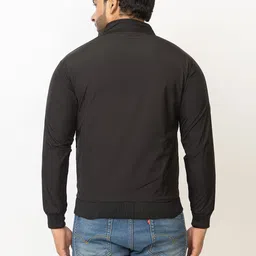 TWEUNBOY Solid Men Wind Cheater image 2