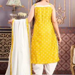 BAESD Girls Ethnic Motifs Printed Pure Silk Kurta With Dhoti Pants & Dupatta image 3