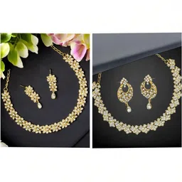 Women Click Stone-Studded Jewellery Set image 1
