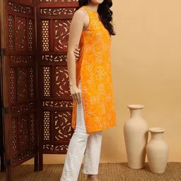 Anouk Rustic Women Floral Printed Keyhole Neck Floral Kurta image 3