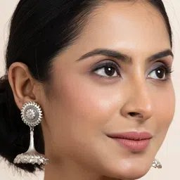 Look and Adorn Contemporary Jhumkas Earrings image 3