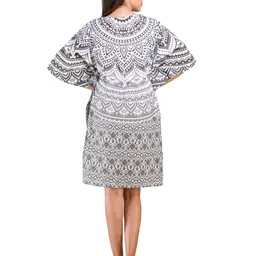 HANDICRAFT PALACE Ethnic Motifs Printed Flared Sleeves Kaftan Dresses image 3