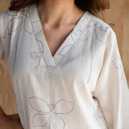 Tulip Eden Floral Printed V-Neck Straight Kurta With Trouser image 3