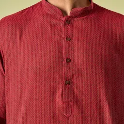 Diwas by Manyavar Men Kurta image 5