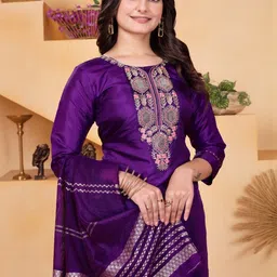 AVNISA ENTERPRISE Women Ethnic Motifs Thread Work Kurta With Trousers & Dupatta image 5