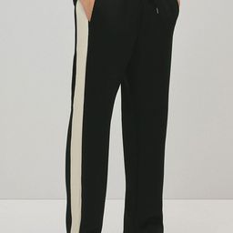 H&M Relaxed Fit Sweatpants With Side Stripes-picture-20