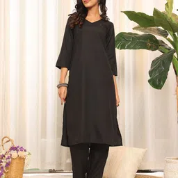 Varanga Women Regular Kurta with Trousers-picture-24