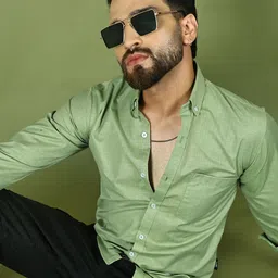 Roadster Spread Collar Classic Shirt-picture-20