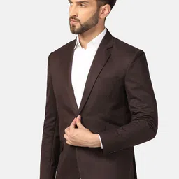 TAHVO Notched Lapel Tailored-Fit Casual Blazer image 5