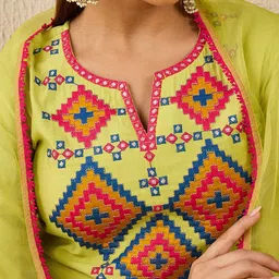 Indo Era Women Ethnic Motifs Printed Kurta with Trousers & Dupatta image 5