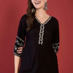 emica Casual Regular Sleeves Embroidered Women Black Top image 3