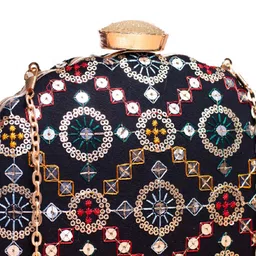 ARTKLIM Geometric Sequins Embroidered Box Clutch image 5