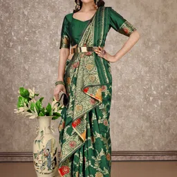 F FASHION Floral Woven Design Zari Pure Silk Banarasi Saree image 5