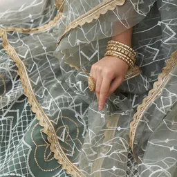 Zeel Clothing Embroidered Sequinned Semi-Stitched Lehenga & Blouse With Dupatta image 2