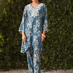 Lakshita Blue Printed Crinkled Crepe Tunic With Trousers Co-Ord Set For Women image 3