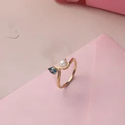 Mia by Tanishq Women Swirl Spark Pearl Ring -14 Kt-image-69
