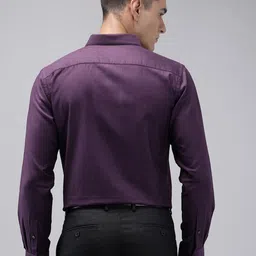 Park Avenue Slim Fit Self Design Textured Pure Cotton Formal Shirt image 4