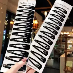 Glitzzy Women Tic Tac Hair Clip image 3