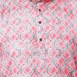 RawCraft Men Geometric Printed Kurta image 5