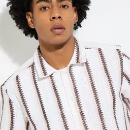 max Men Spread Collar Vertical Striped Cotton Casual Shirt image 3