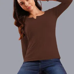 Maheshvi Women Round Neck Three-Quarter Sleeves Ribbed Top image 2