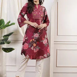 Nayam By Lakshita Floral Printed Mandarin Collar Thread Work A-Line Kurta-picture-36