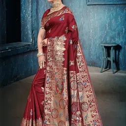 KCPC BANDHANI Woven Design Lightweight Saree image 3