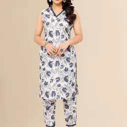 Sidhidata Floral Printed V-Neck Sleeveless Straight Kurta With Trouser-picture-24