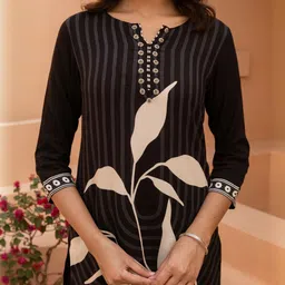 HERE&NOW Floral Printed Mandarin Collar Regular Straight Kurta With Palazzos image 3