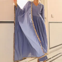 Philauri Women Panelled Gotta Patti Kurta & Trouser With Dupatta image 4