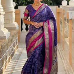 CANIZZARO Woven Design Zari Silk Blend Banarasi Saree image 4