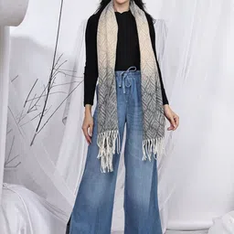 ELLIS Printed Stole image 3