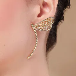 Bohey by KARATCART Contemporary Studs Earrings image 4