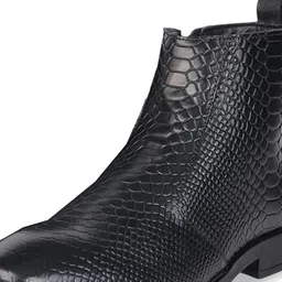 Quadro Men Textured Mid-Top Round Toe Leather Chelsea Boots image 4