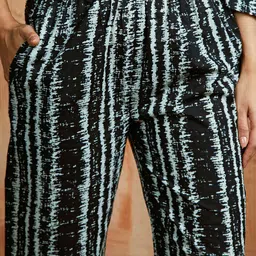 VASTRAMAY Printed Pure Cotton Top With Trousers Co-Ords Set image 3