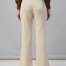 THE FAB FACTORY Women Pleated Mid-Rise Regular Fit Casual Trousers image 4